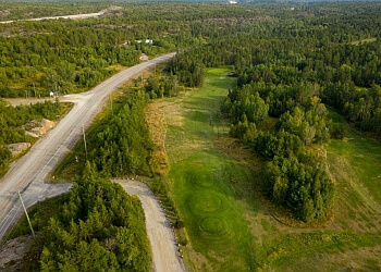 Sudbury Terrains de golf Pine Grove Golf Club