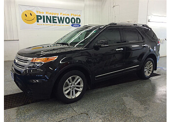 Thunder Bay car dealership Pinewood Ford Limited
