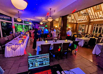 Welland dj Pinnacle Dj'ing Services