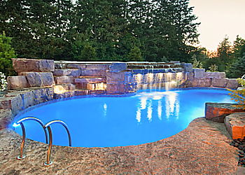 Pioneer Family Pools & Spas Pioneer Family Pools & Spas - Barrie, ON Service De Piscine - Project Image