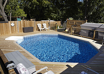 Brampton Service De Piscine Pioneer Family Pools & Spas