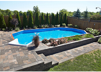Newmarket pool service Pioneer Family Pools & Spas