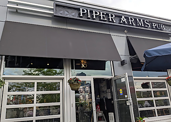 Piper Arms Waterloo - Waterloo, ON Fish And Chips - Restaurant Exterior Image