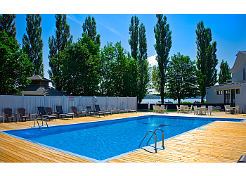 Quebec pool service Piscines Soucy