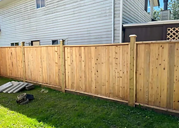 Pivot Cedar Fencing - Maple Ridge, BC Fencing Contractors - Installation Service Image