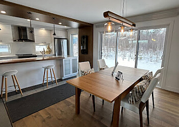 Sherbrooke commercial cleaning service Plus-Services Inc.