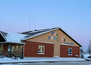 Pluto Day Care - Waterloo, ON Écoles Maternelles - School Image