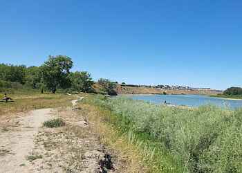 Medicine Hat hiking trail Police Point Park