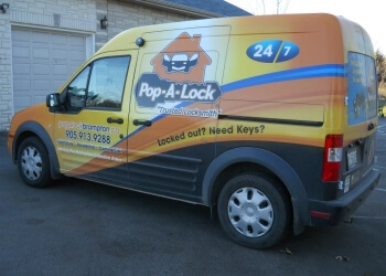 Pop-A-Lock Pop-A-Lock - Brampton, ON Serruriers - Truck Image