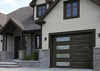 Longueuil garage door repair Portes de garage Universelles Inc.