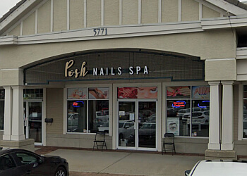 Nanaimo nail salon Posh Nails Spa