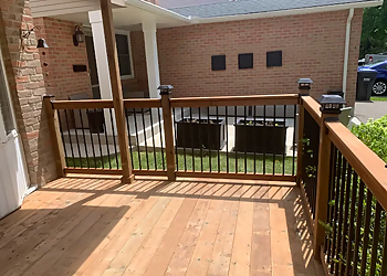 Mississauga fencing contractor Post Specialists