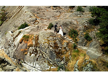 North Vancouver wedding photographer Povazan Photography