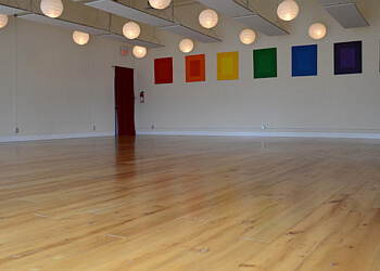 Oakville yoga studio Power Yoga Canada Oakville