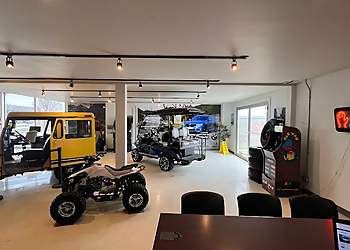Prairie West Auto - Saskatoon, SK Concessionnaires de voiture D'occasion - Showroom Image