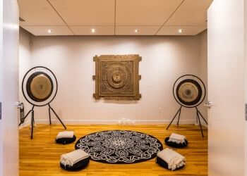 Ottawa Cours de yoga PranaShanti Yoga Centre