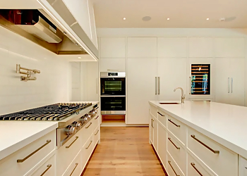 Mississauga Peintres Precision Painting Inc.