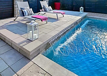 Premier Pool Group - Mississauga, ON Service De Piscine - Service Image