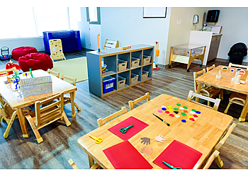 Aurora Écoles Maternelles Preschool Canada