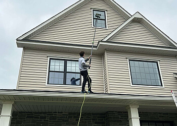 Fredericton window cleaner Prestige Clean