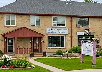 Pride & Groom, Inc. - Winnipeg, MB Salons de Toilettage Pour Animaux De Compagnie - Installation Service Image
