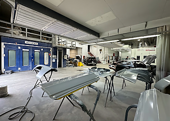 ProColor Body Shop 640-40 - Repentigny, QC Auto Body Shops - Business Interior Image