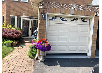 Hamilton garage door repair Professional Garage Doors and Openers Inc.