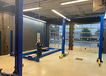 Ajax Garage de réparation voiture Protech Automotive Service Centre