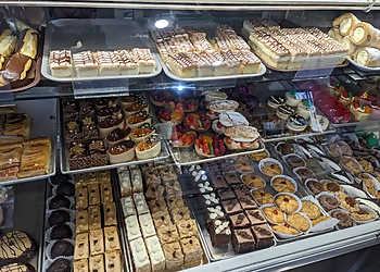 Montreal Pâtisseries Pâtisserie Bel-Air