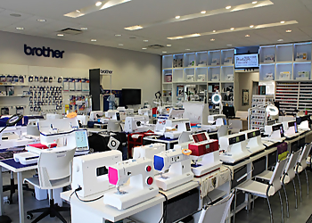 Pénélope machines à coudre Laval - Laval, QC Magasins De Machines À Coudre - Sewing Machine Store Image