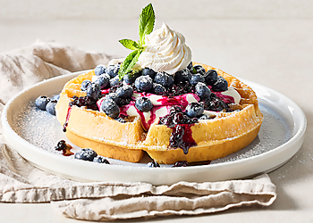 Pür & Simple - Mississauga, ON Breakfast Restaurants - Breakfast Dish Image