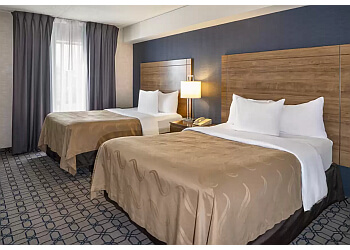 Whitby hotel Quality Suites Whitby