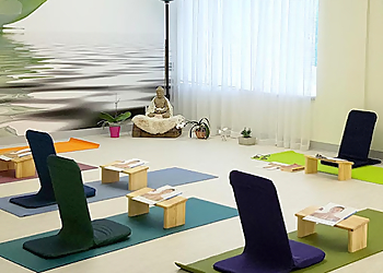 Quebec Yoga Mandiram - Trois Rivieres, QC Cours de yoga - Studio Image