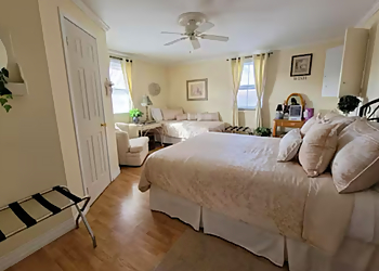 Mississauga bed and breakfast Queensway Landing Bed & Breakfast