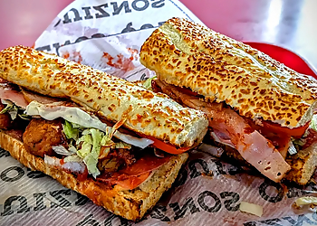 Richmond sandwich shop Quiznos