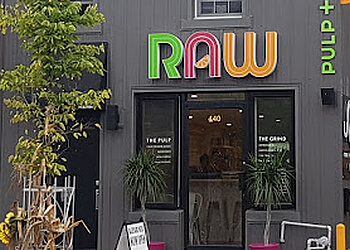 Ottawa juice bar RAW Materials Health