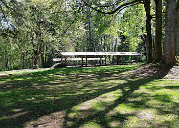 Surrey hiking trail Redwood Park
