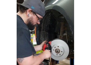 Halton Hills car repair shop RJ's Muffler Shop