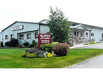 Stratford veterinary clinic Romeo Pet Hospital image 1