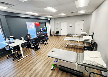Ramesh Dutta, PT- SARNIA COMMUNITY CARE PHYSIOTHERAPY-PT HEALTH - Sarnia, ON Physiothérapie - Clinic Interior Image