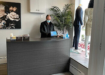 Stouffville dry cleaner Ray Alterations & Dry cleaners