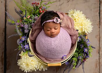 Halifax babies and family photographer Rebecca Clarke Emotive Photographer