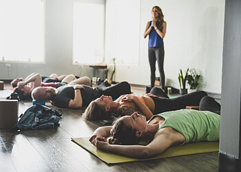Medicine Hat Cours de yoga Rebel Power Yoga