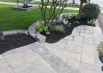Pickering landscaping company Red Oak Landscape Contractors Inc.