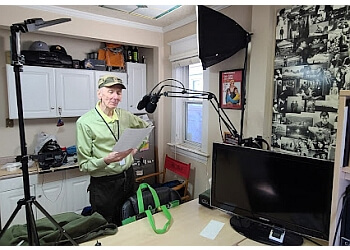 Edmonton videographer  Reel Mensch Studio