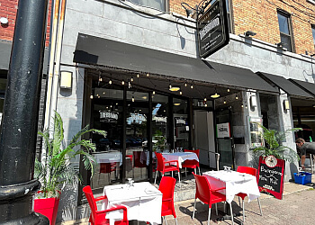 Longueuil italian restaurant Restaurant Trebbiano