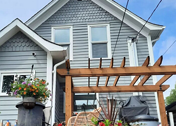 Saskatoon Peintres Revive Painting & Wall Coverings, Inc.