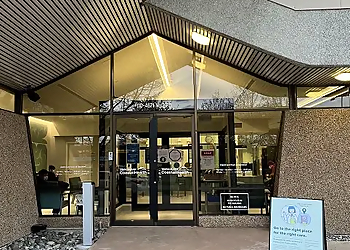 Richmond City Centre Urgent and Primary Care Centre - Richmond, BC Walk-In Medical Clinics - Clinic Entrance Image