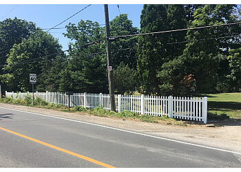 Niagara Falls fencing contractor Rite-Way Fencing Inc