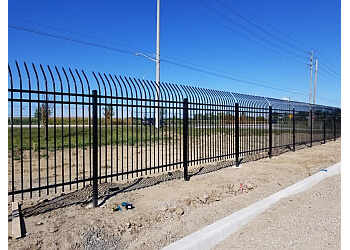 Niagara Falls fencing contractor Rite-Way Fencing Inc